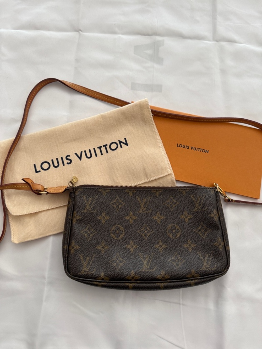 Louis Vuitton Monogram Canvas Pochette Accessoire Brown/Tan - Picture 3 of 7